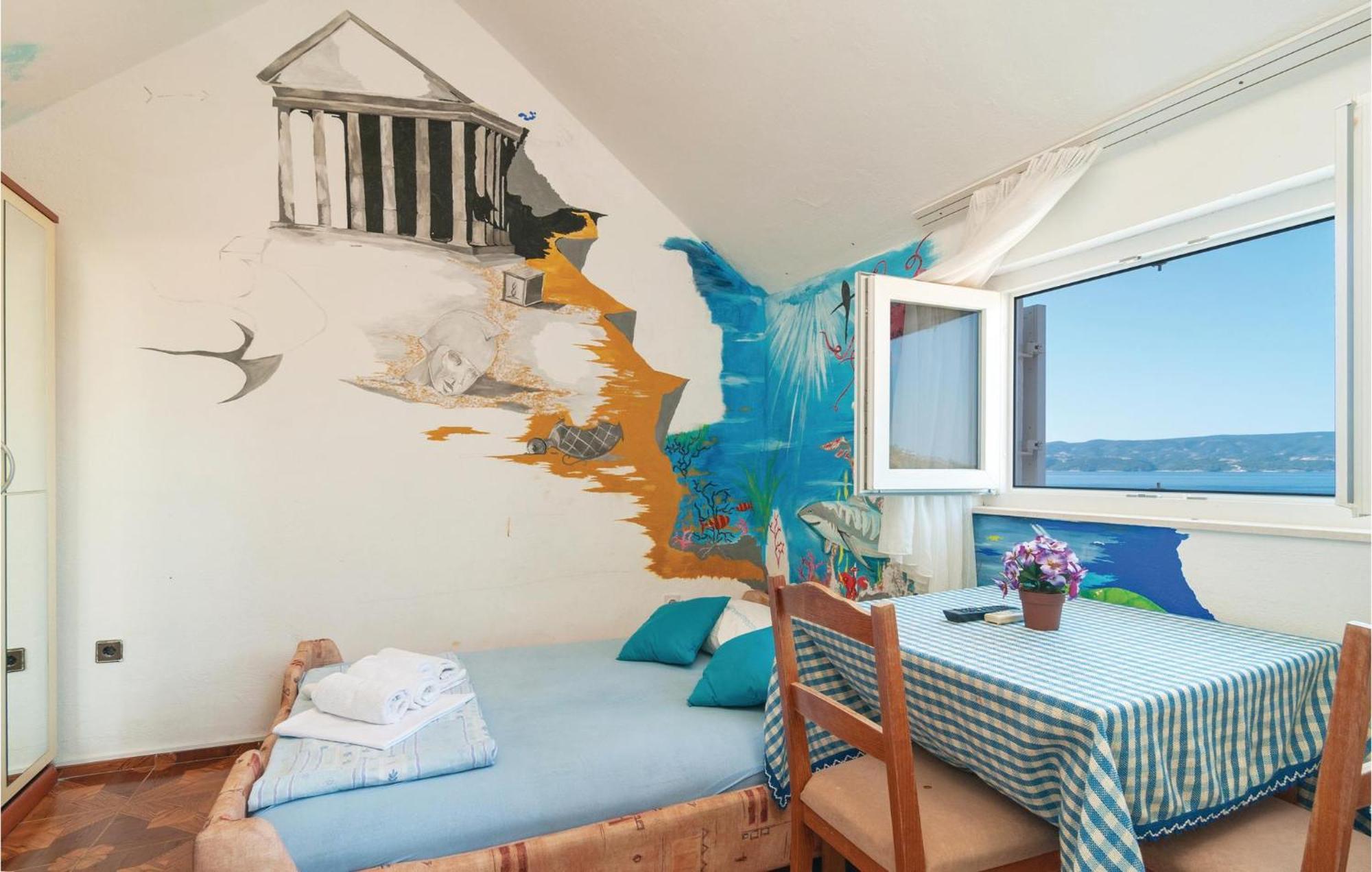 Gorgeous Apartment In Omis With House Sea View Екстер'єр фото