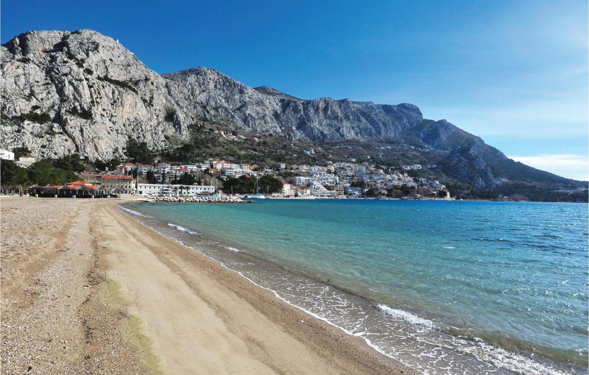 Gorgeous Apartment In Omis With House Sea View Екстер'єр фото